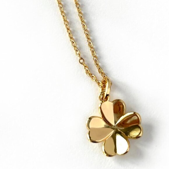 Four Leaf Clover Pendant Necklace for Women, 14K Gold Plated heart clover Neckla - Picture 3 of 9